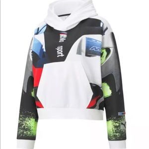 New workout tags women’s Puma Motorsport BMW Hoodie. Never worn. Great look!